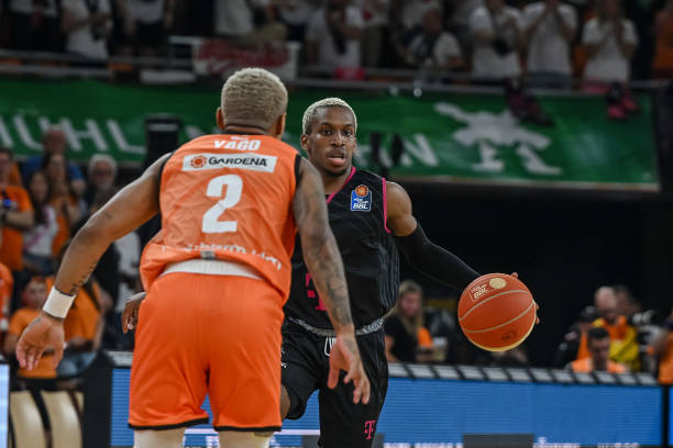 水晶宫的中 水晶宫的中